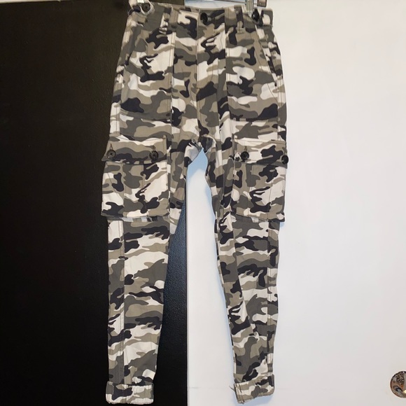 women’s camo cargo pants - Picture 1 of 2